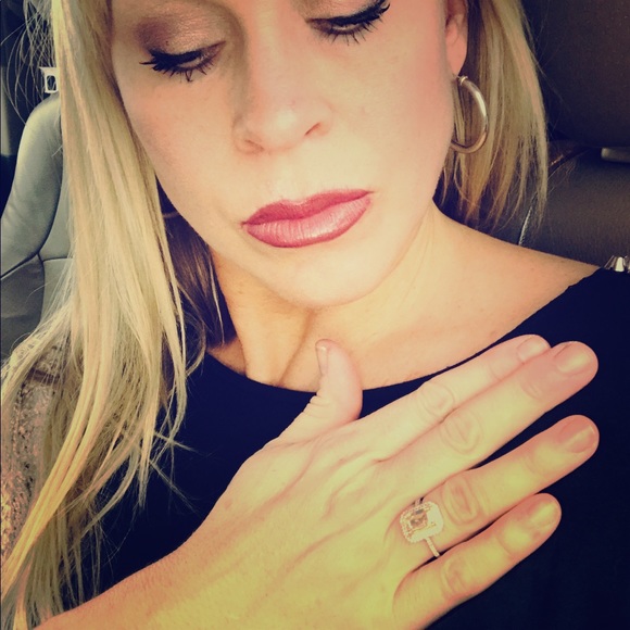 YELLOW DIAMOND RING!!! - Picture 5 of 5